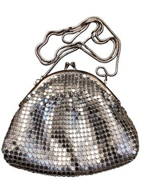 Mark. Silver Metal Mesh Evening Bag Kiss Lock Clutch Chain‎ Strap Y2K Disco Glam